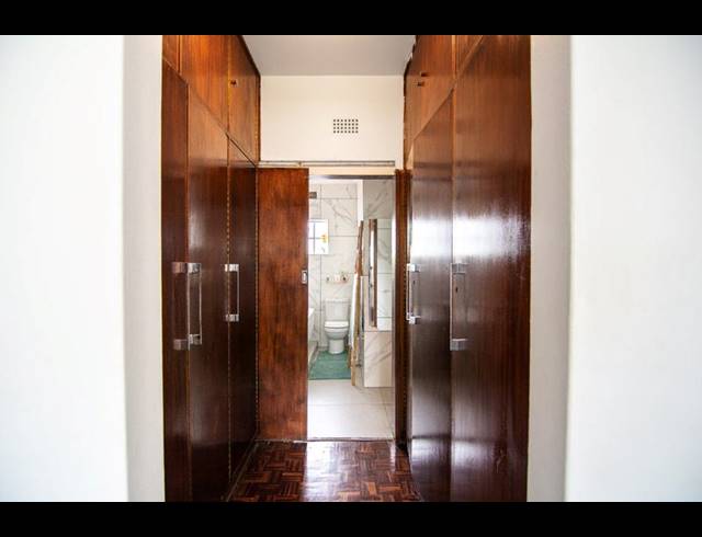 3 BEDROOM APARTMENT FOR SALE IN KEW